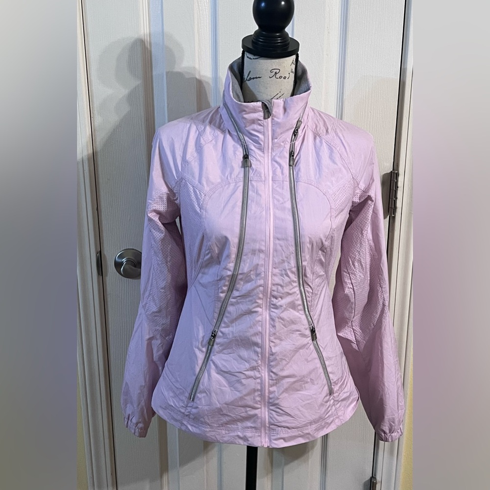 Lululemon Run: Record Breaker Jacket - Picture 2 of 14